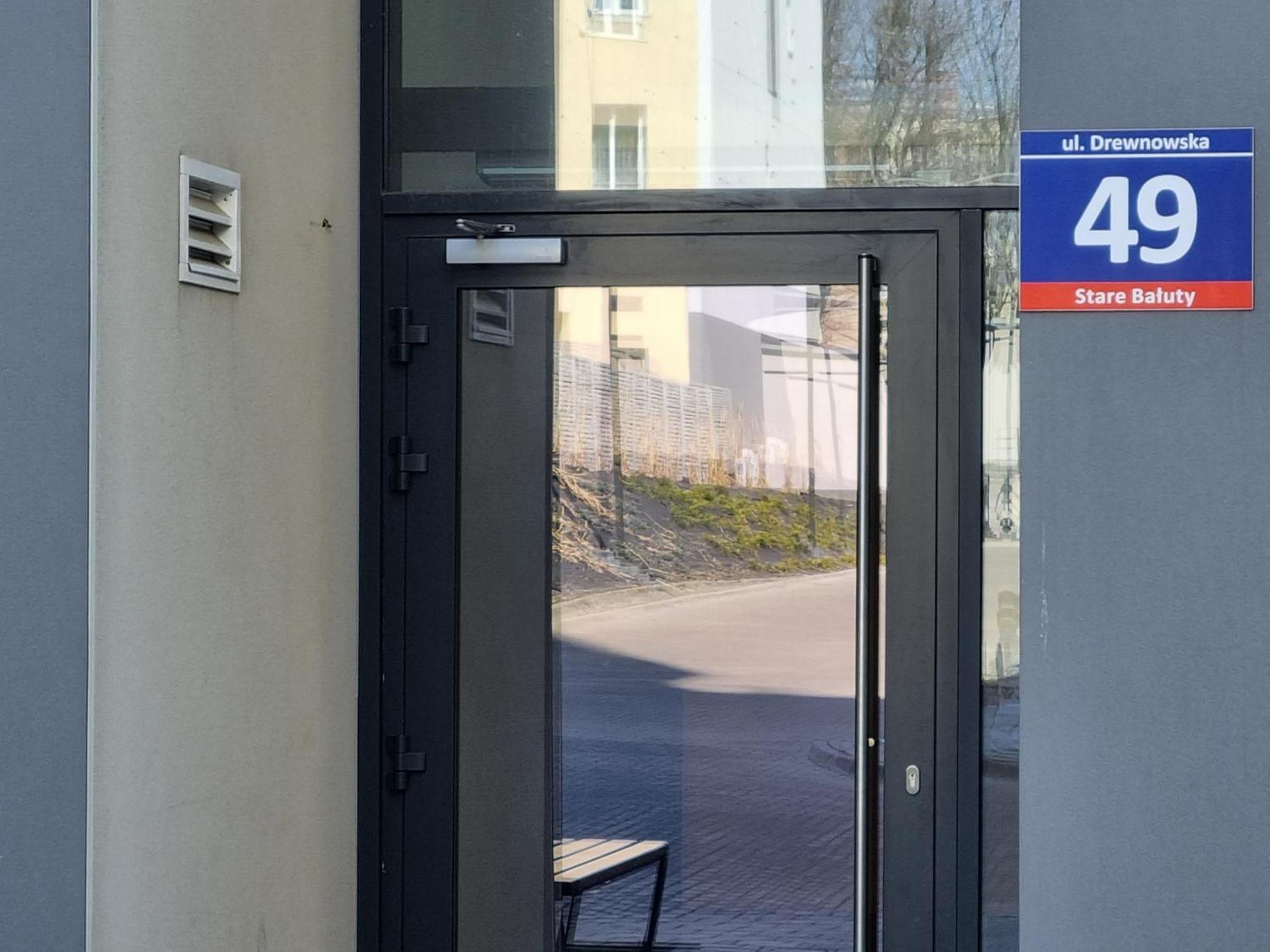 Q Apart Grand - Trzy Pokoje, Manufaktura, Klimatyzacja I Garaz Gratis, Netflix, Fv, Gwarancja Zadowolenia Lodz  Exterior photo